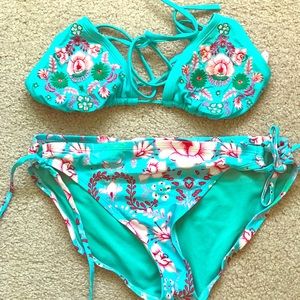 Floral 2 piece bathing suit.